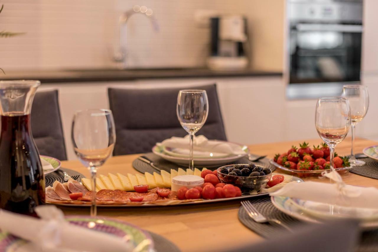 Apartman Nikola Apartment Podstrana Luaran gambar