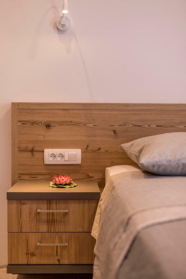 Apartman Nikola Apartment Podstrana Luaran gambar